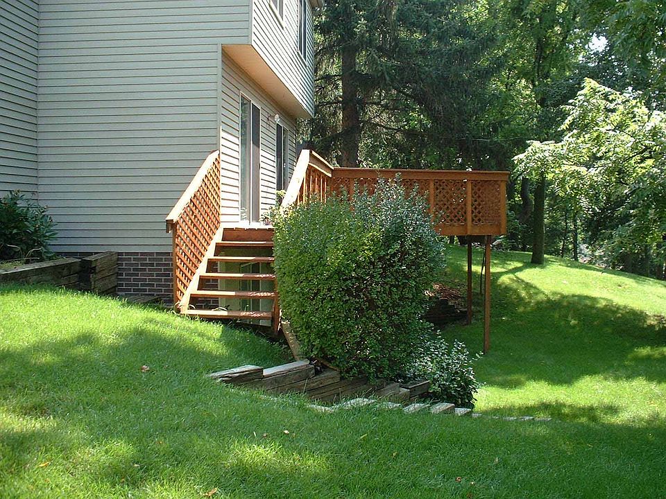 2nd image of 959 Ravine Terrace Dr #D