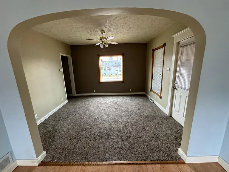 1102 Ann St — Photo 12