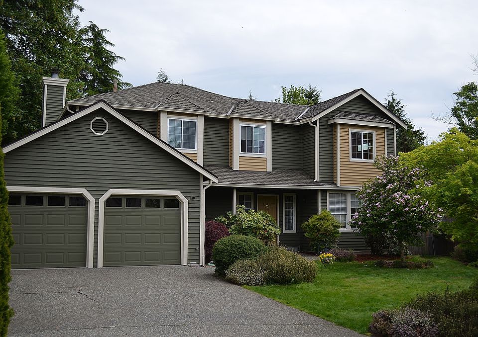 Front View from Culdesac