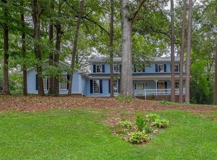 820 Carlisle Club Dr, Stone Mountain, GA 30083