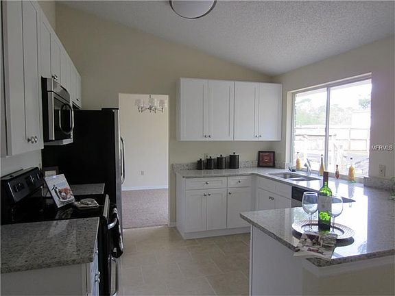 4th image of 99 Neal Dr