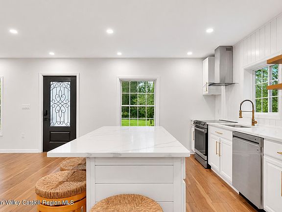 2nd image of 64 Green Island Avenue