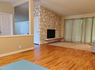 615 130th Ave NE, Bellevue, WA 98005