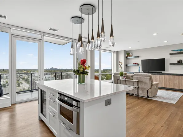 3209 Galleria Unit 1406, Edina, MN 55435