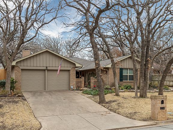 2nd image of 3603 Yorkshire Dr
