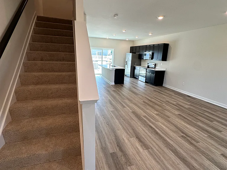 44 Aloma St — Photo 9