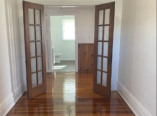 1045 Alexander Dr, Frankfort, KY 40601