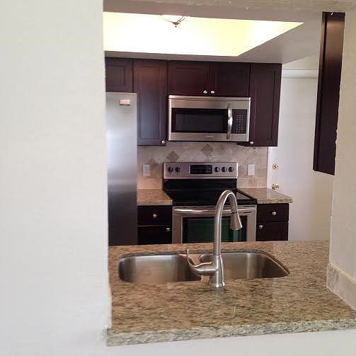 2nd image of 2387 SW 9th Ave
