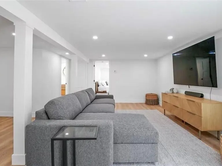 44 Quannacut Rd — Photo 10