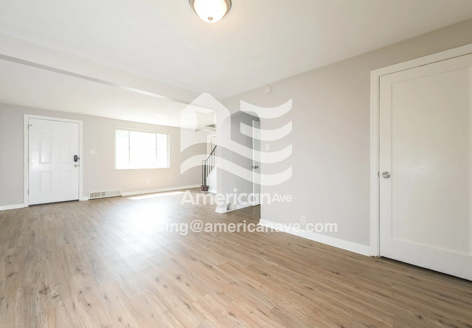 3 bed, 2.0 bath, 1427 sqft, $1,597 — Photo 3