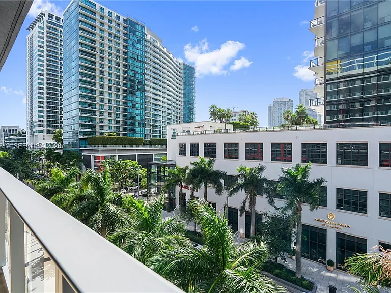 90 NE 32nd 507 Miami #507 — Photo 34