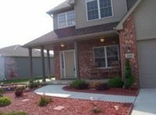 5841 Wildrose Ln, Schererville, IN 46375