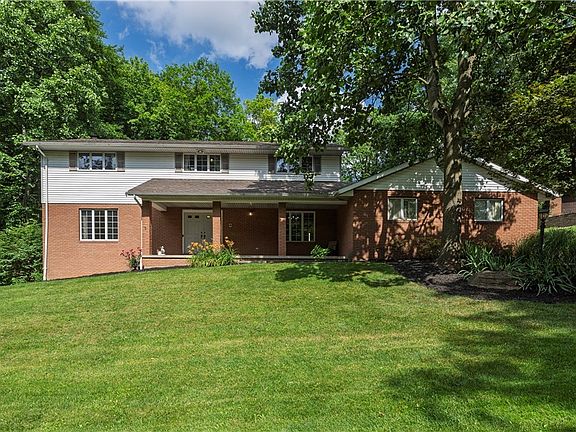 2nd image of 2300 Beechwood Dr NW