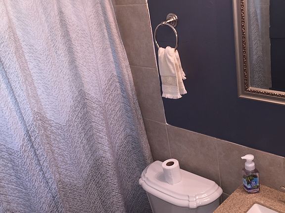 4th image of 123 Bolton Dr