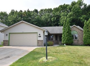 511 Cleveland Ave, Hartford, WI 53027