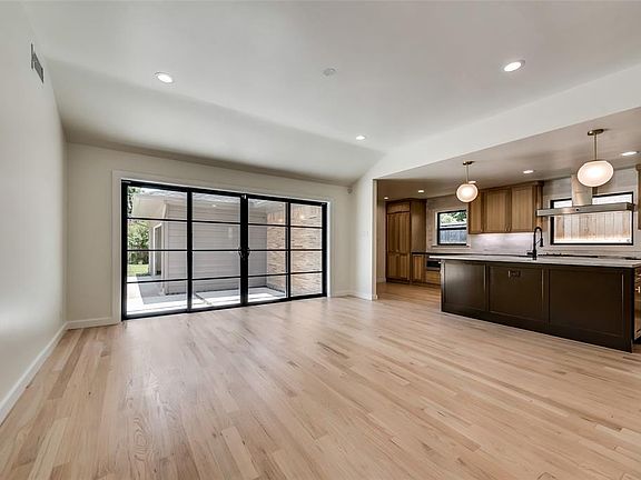 4th image of 6158 Monticello Ave