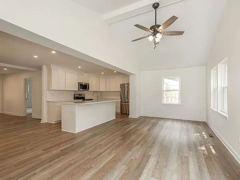 27011 Normandy Rd — Photo 41