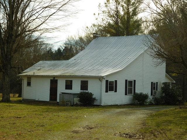 2nd image of 2620 Highway 25 W