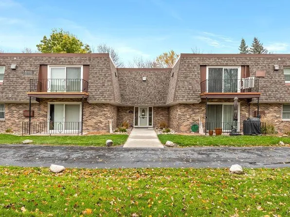 520 6th Ave W APT 8, West Fargo, ND 58078