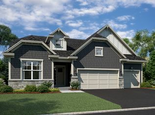 208 Prairie Way N, Bayport, MN 55003