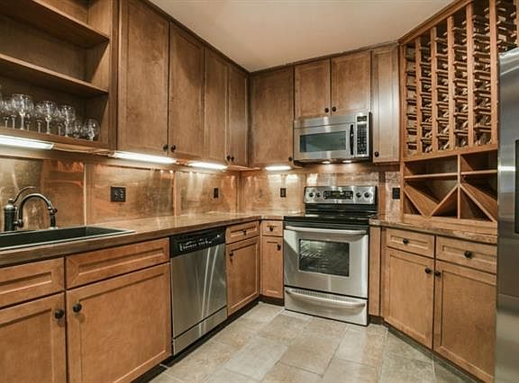 3rd image of 330 Las Colinas Blvd E APT 904