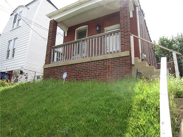 1st image of 3868 Marine Ave