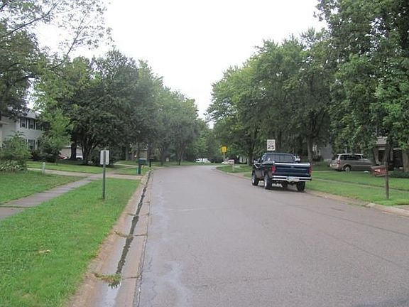 3rd image of 1235 Anthony Ln