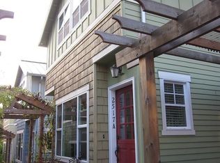 2517A 30th Ave S, Seattle, WA 98144