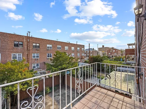 155 Bay 44th Street image 3 of 20