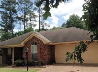 1005 Bayview Cv, Ridgeland, MS 39157