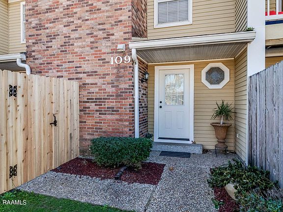 2nd image of 200 Lodge Dr APT 109