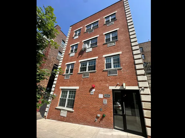 253 East 206th Street image 1 of 7