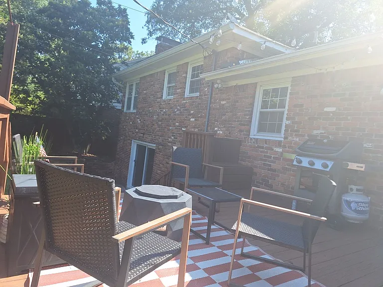 755 Cross Hill Rd — Photo 37