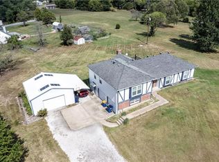 30250 W 86th St, De Soto, KS 66018