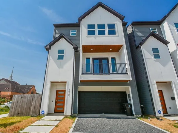 2620 McIlhenny St, Houston, TX 77004