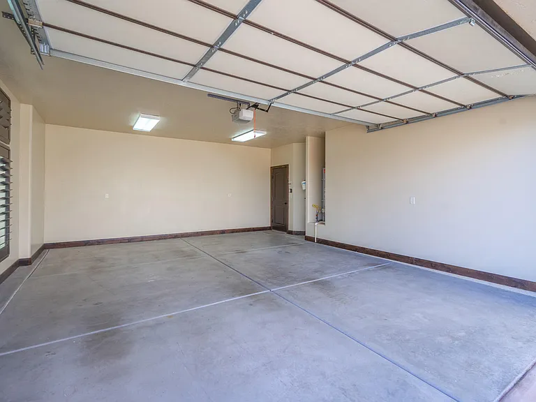2732 S 4010 W — Photo 56