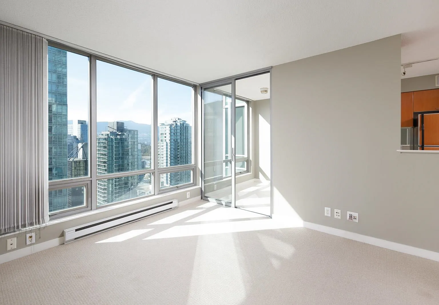 1 bed, 601 sqft, $2,450 — Photo 2