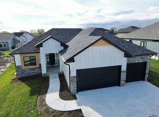 8831 Buckley Creek Rd, Lincoln, NE 68520