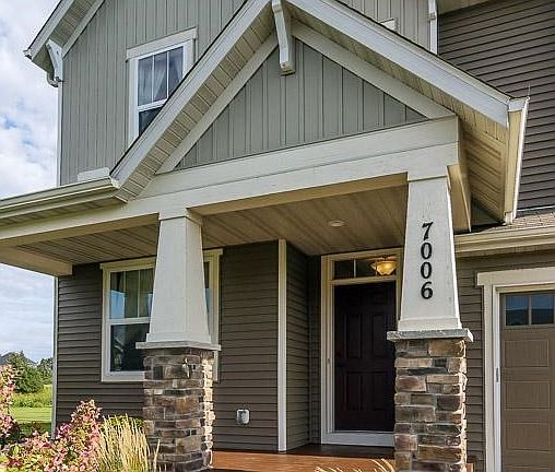 The welcoming entry has lots of architectural interest.