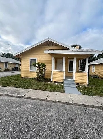 400 Metcalf Ct — Photo 85