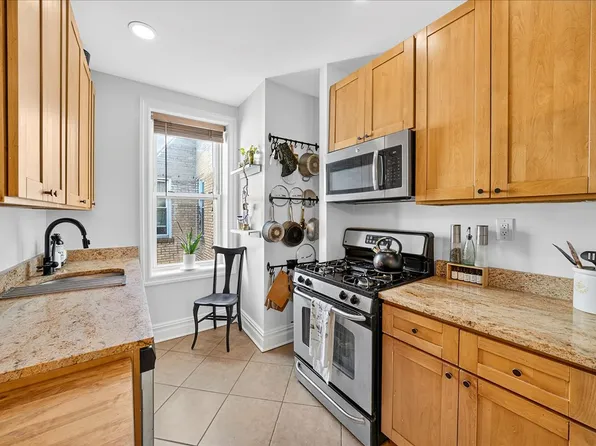 811 Walton Avenue image 7 of 17