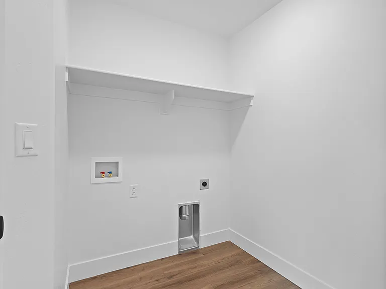 2986 Sydney Dr — Photo 20