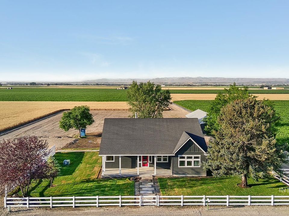 2nd image of 18499 Purple Sage Rd