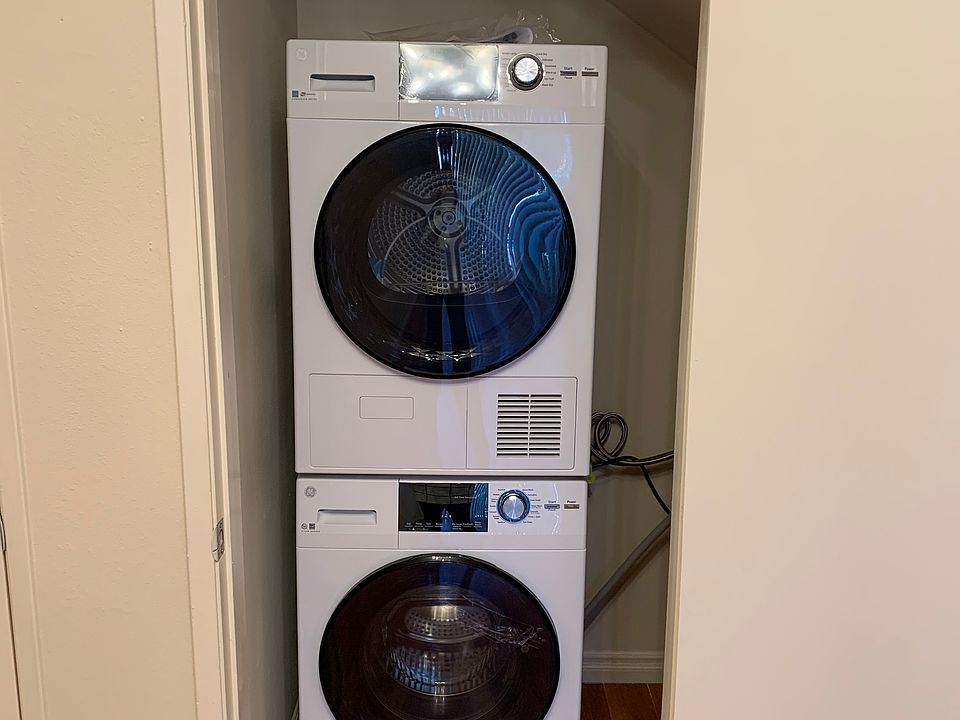 1st image of 338 Salem St APT 101