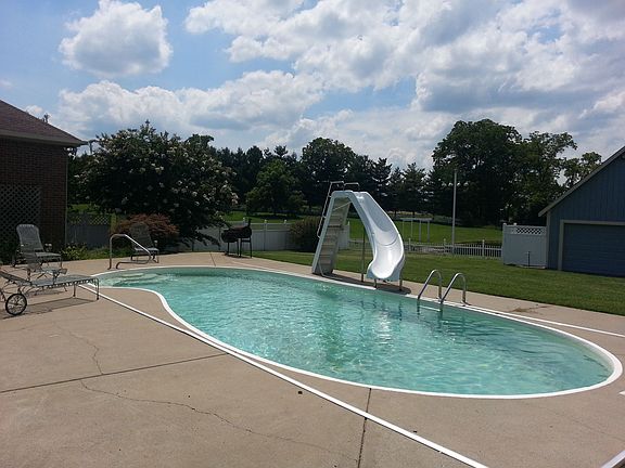 Heated Saltwater Pool with C