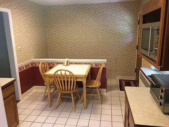 4th image of 228 Delcy Dr