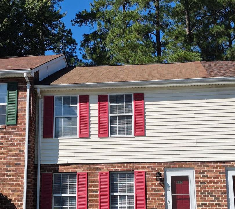 1st image of 110 Warren Cir