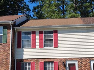 110 Warren Cir, Stephens City, VA 22655