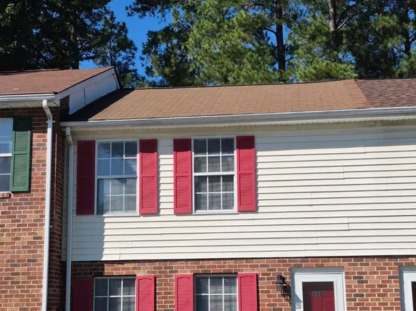 110 Warren Cir, Stephens City, VA 22655