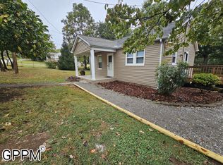2509 McCosh Rd, Louisville, TN 37777